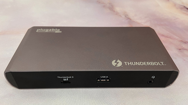 Подключаемые док-станция Thunderbolt 3 и USB-C добавляет 10 дополнительных портов к вашему MacBook