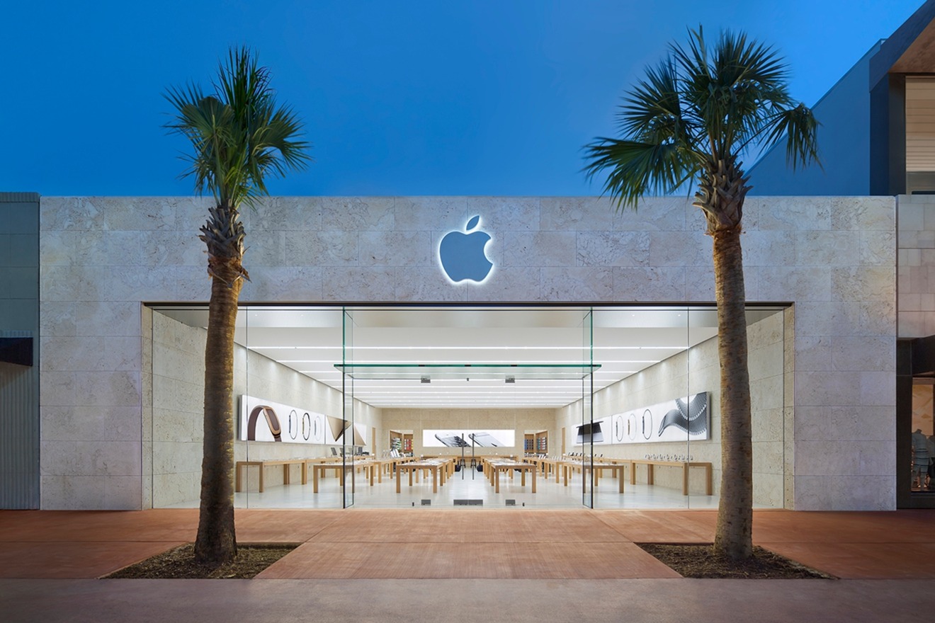 Apple закроет еще 14 магазинов во Флориде из-за всплеска COVID-19
