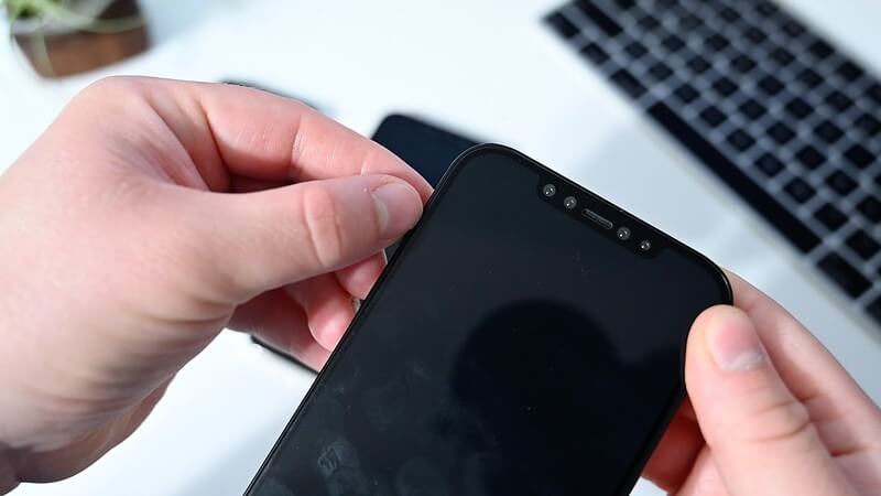 Предполагаемые скриншоты iPhone 12 Pro Max показывают настройки камеры и LiDAR, намекают на отображение 120 Гц.