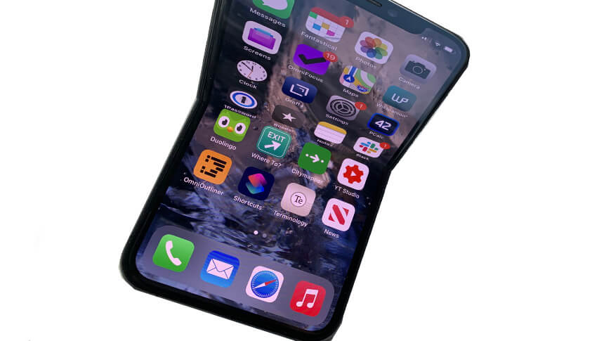Складные iPhone будущего могут самостоятельно устранять царапины или вмятины на дисплее.