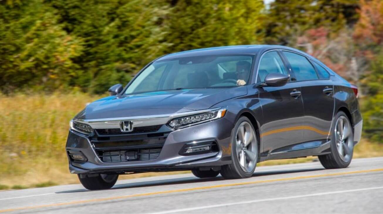 Поддержка беспроводной CarPlay ожидается в 2021 году Honda Accord