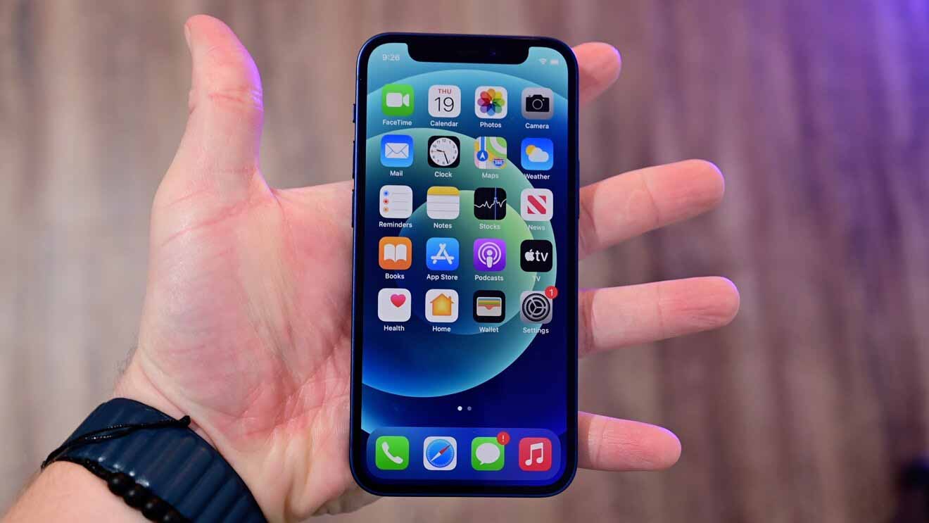 Apple iPhone 12 mini заставляет нас сомневаться в наших больших телефонах