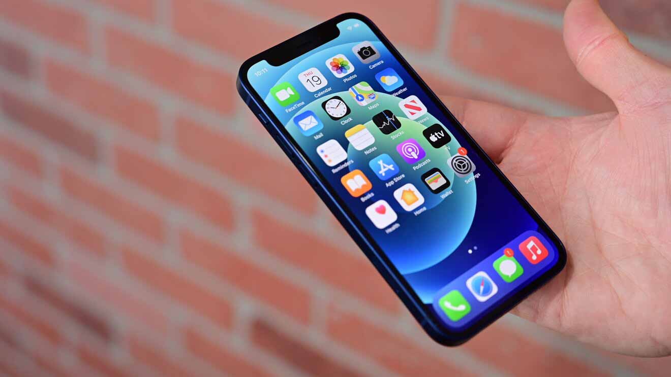 Apple обвинили в ложных данных о водонепроницаемости iPhone
