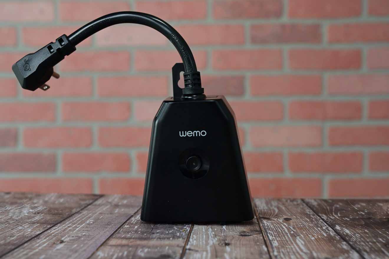 Обзор: Wemo Outdoor Wi-Fi Smart Plug отлично подходит для ежегодного праздничного освещения и отдыха на открытом воздухе