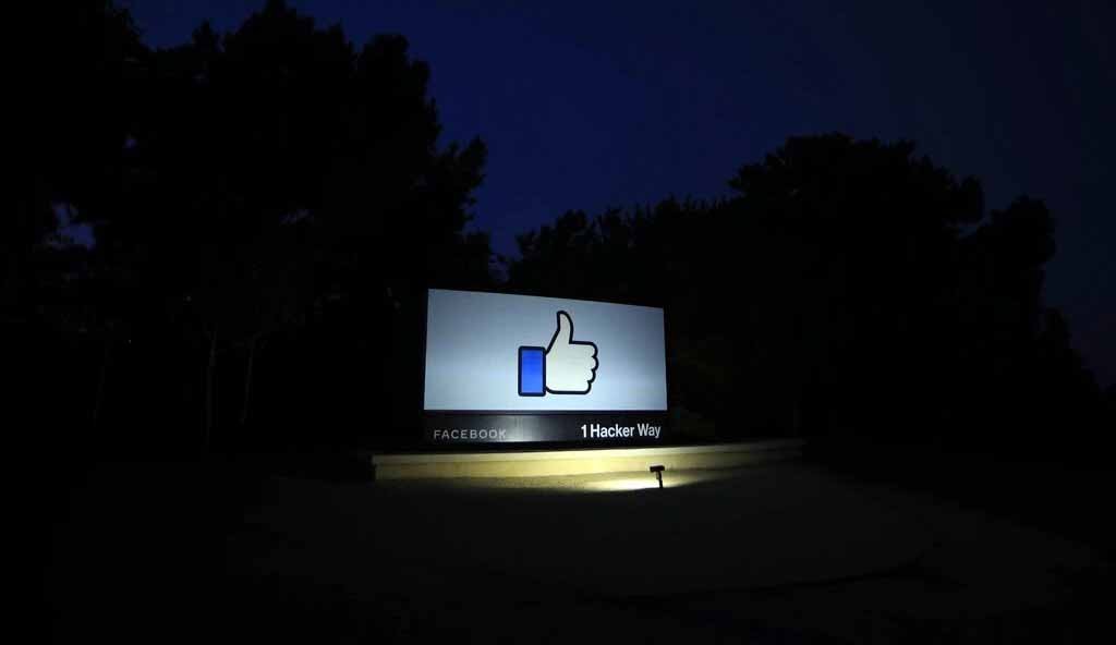 Антимонопольные иски против Facebook столкнутся с тяжелой битвой