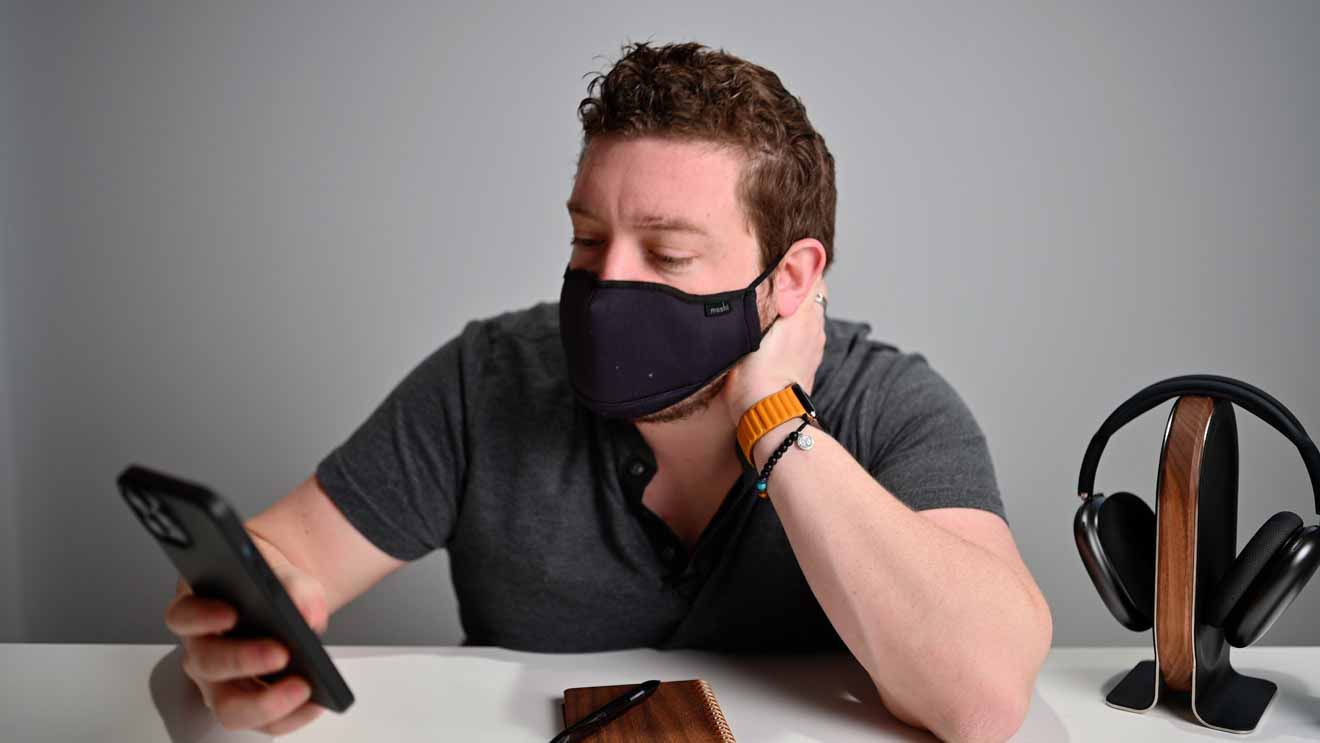 Как разблокировать iPhone в маске