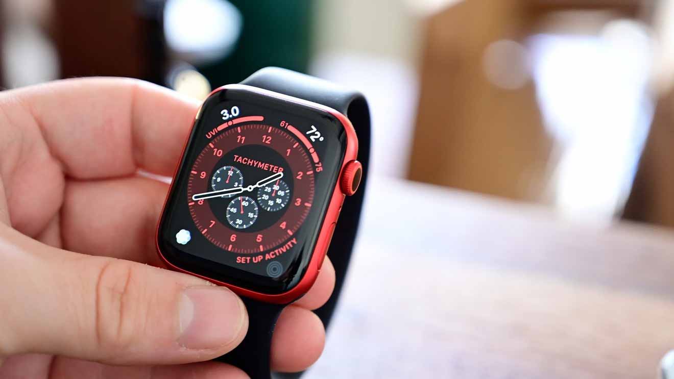 Apple выпускает обновление для watchOS 7.3.1