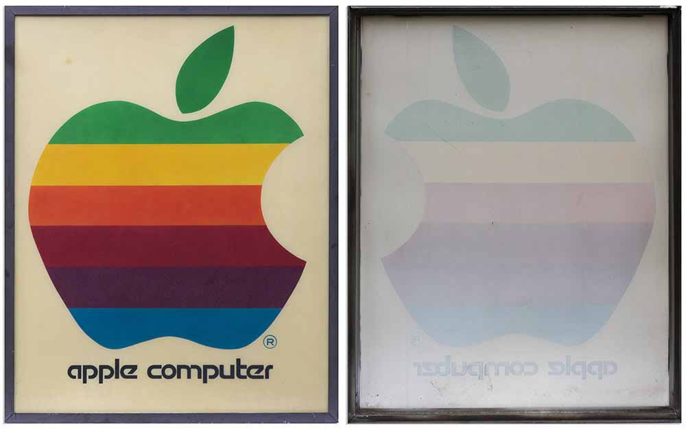 Винтажный розничный знак Apple выставлен на аукцион со стартовой ставкой $ 12 000