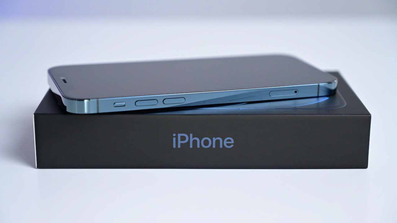 Apple представила предложения США по обмену на iPhone 12 и iPhone 12 Pro