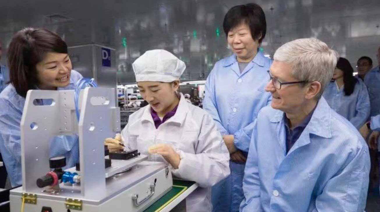 Законодатель США ставит под сомнение Кука Apple по поводу сообщений о принудительном труде уйгуров