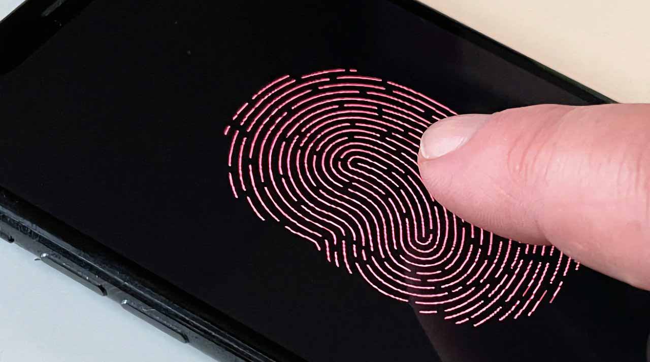 Apple продолжает планы по внедрению Touch ID в дисплеи