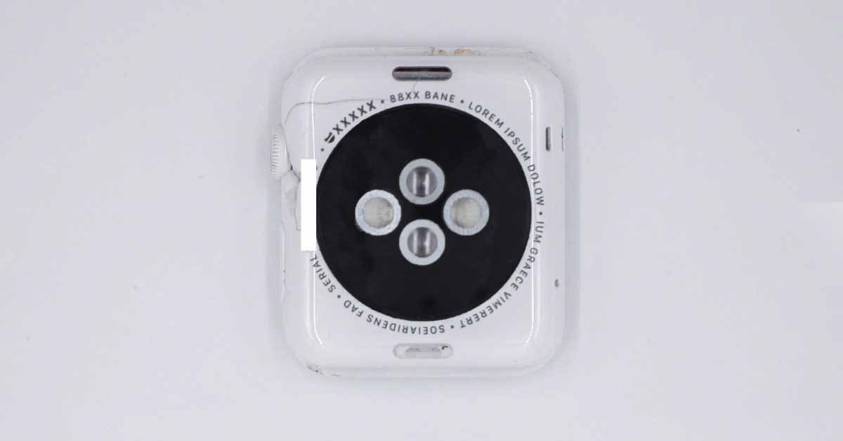 На изображениях показан керамический прототип Apple Watch первого поколения