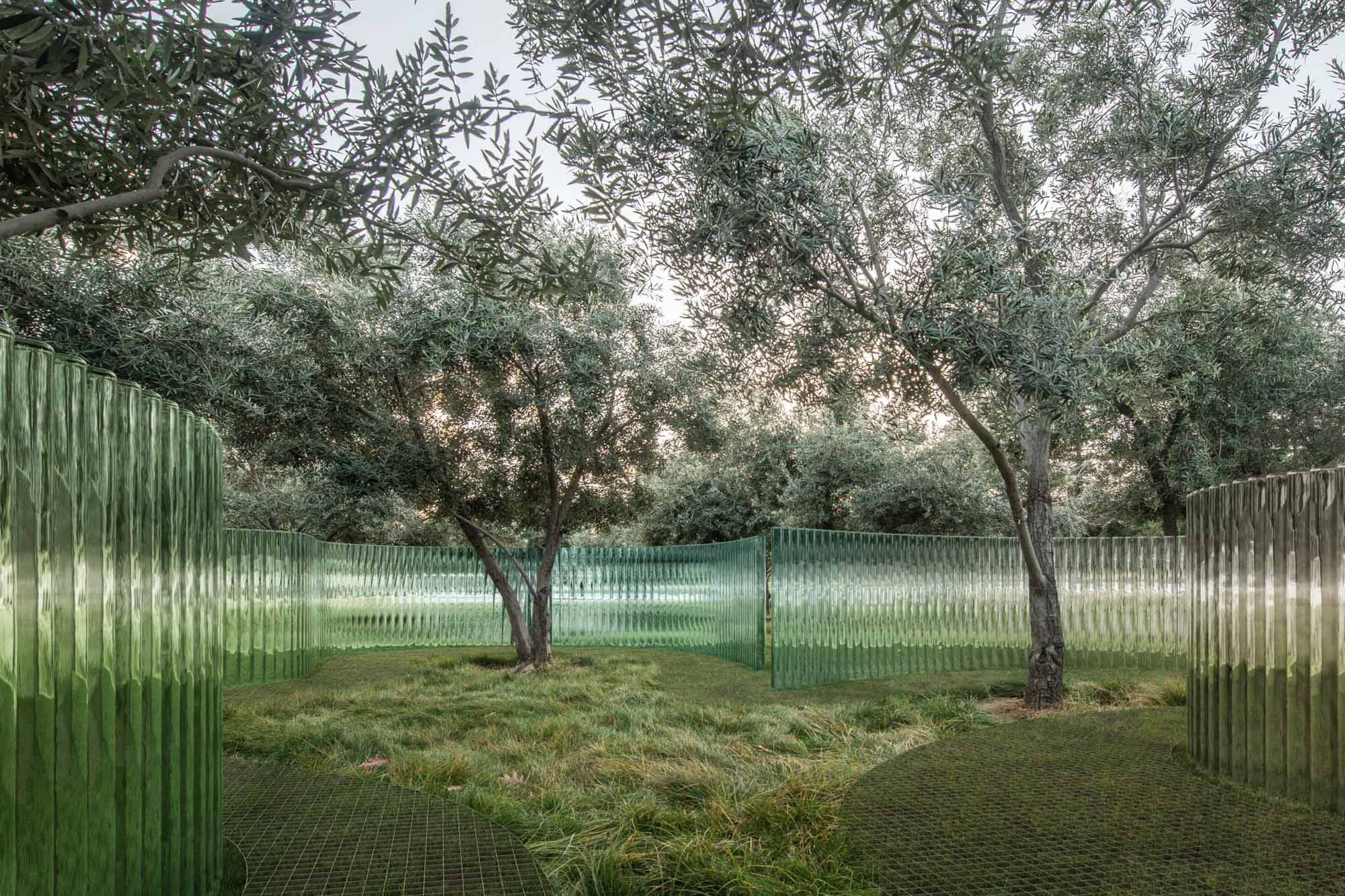 Общественная скульптура «Мираж» появится в центре для посетителей Apple Park в следующем году