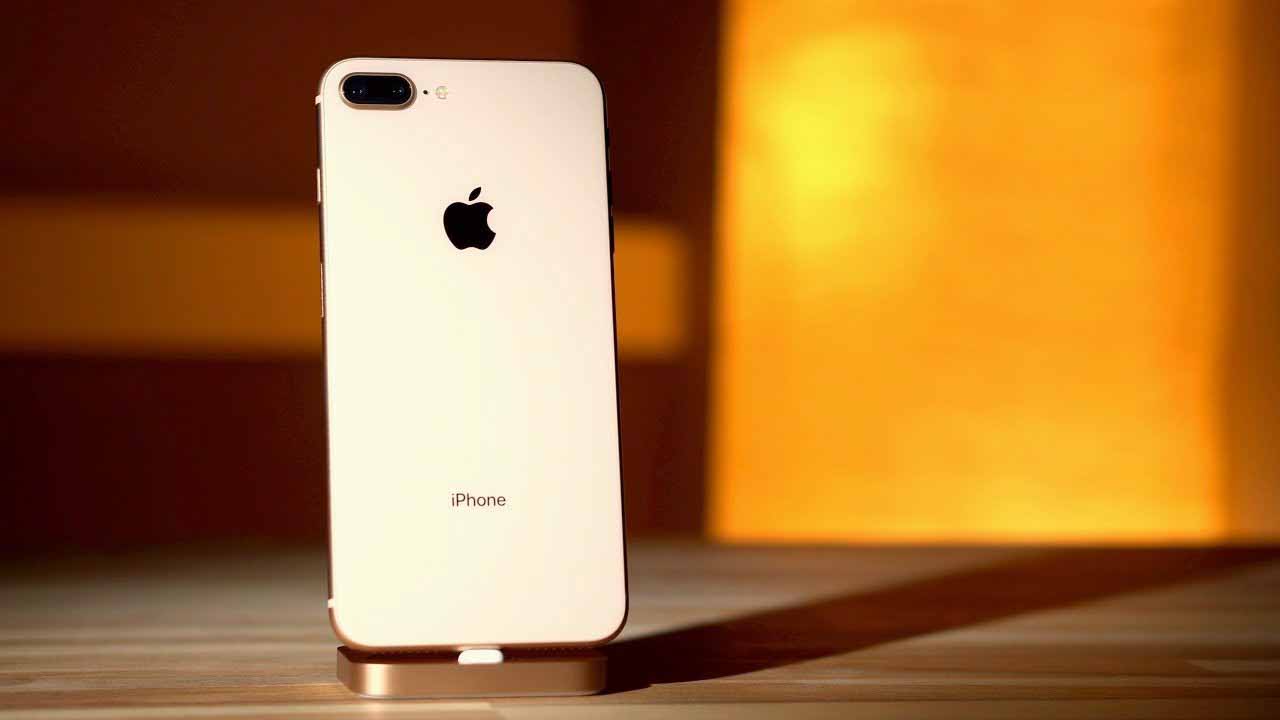 Apple подала в суд из-за дизайна камеры iPhone, iPad и Mac