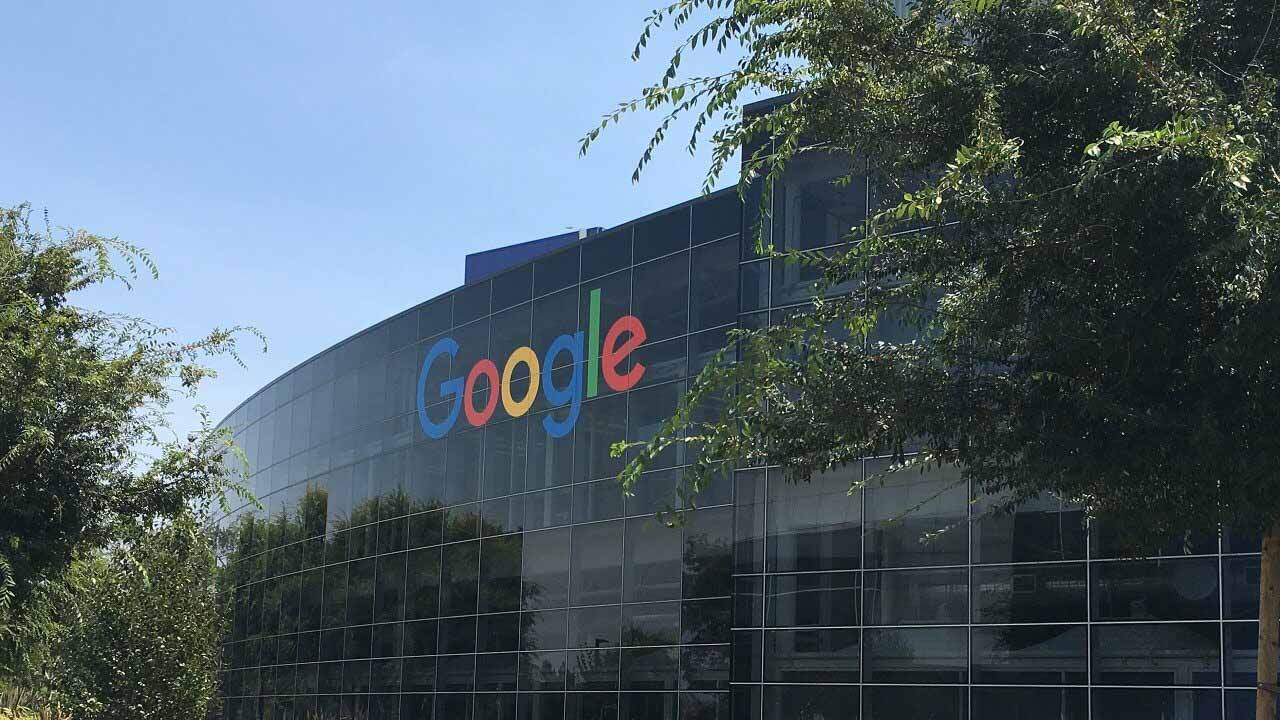 Google обжалует штраф в размере 592 млн долларов от французских регуляторов