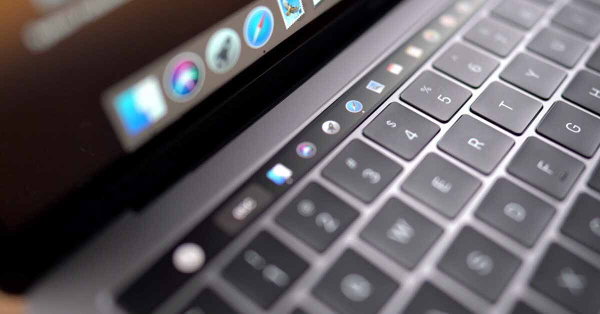 Опрос: Как вы относитесь к тому, что Apple убрала сенсорную панель MacBook Pro?