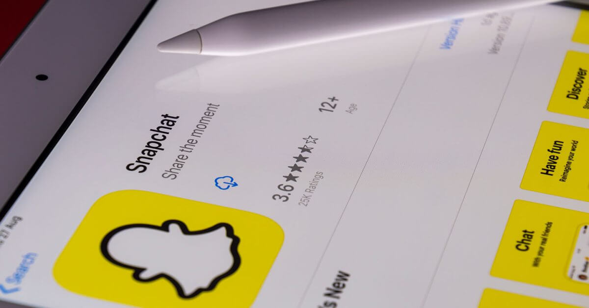 Платная подписка Snapchat Plus является официальной и стоит 3,99 доллара в месяц.