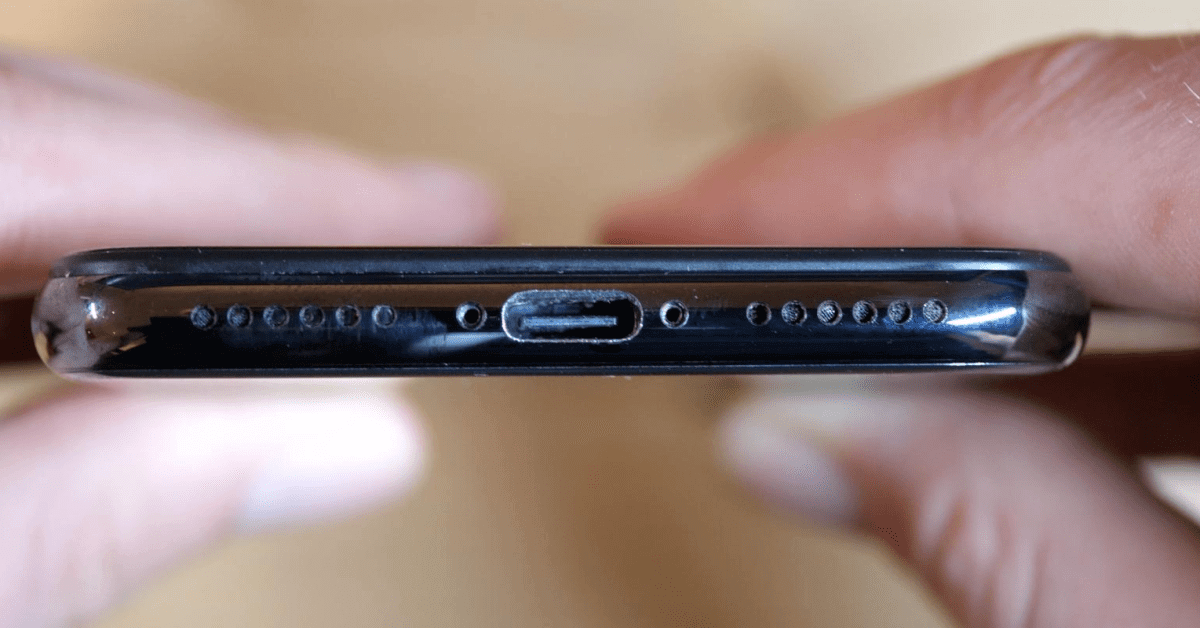 Вы бы предпочли iPhone с USB-C, Lightning или беспроводной связью?