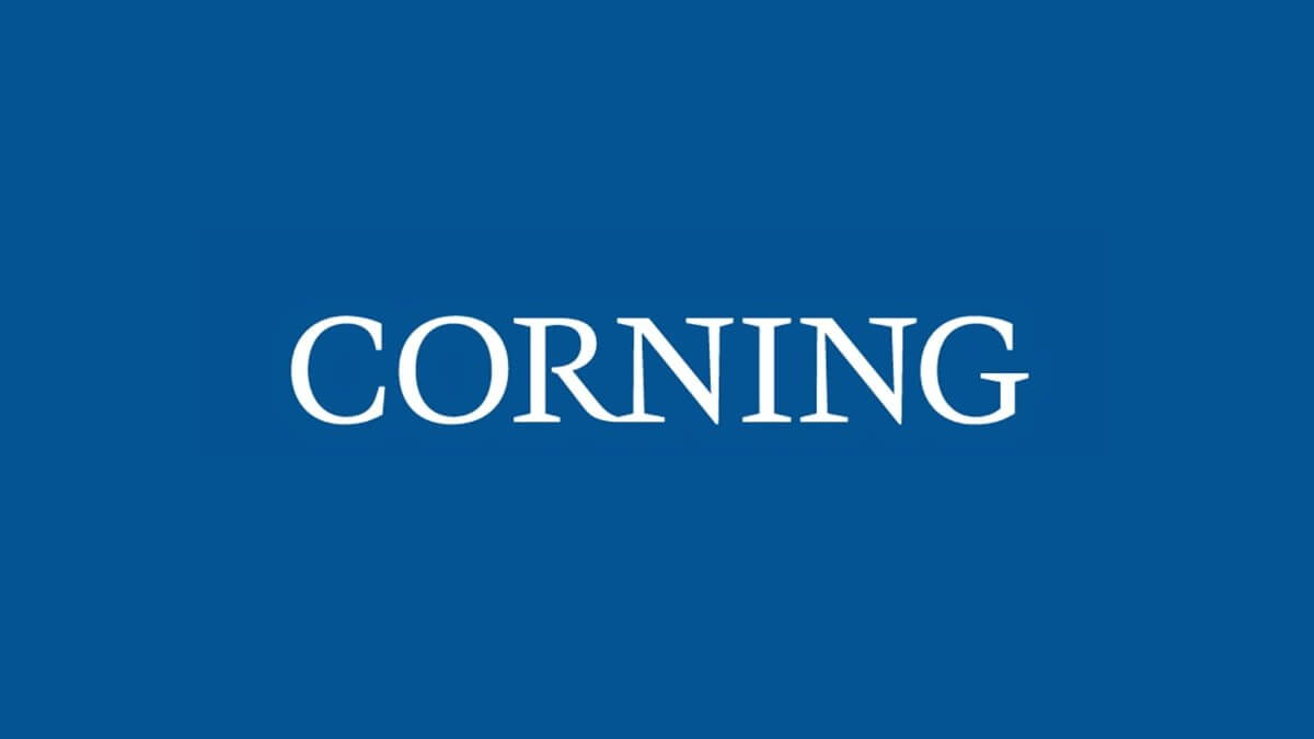 Компания Corning, производитель стекла для iPhone, заявила, что продажи смартфонов стремительно падают