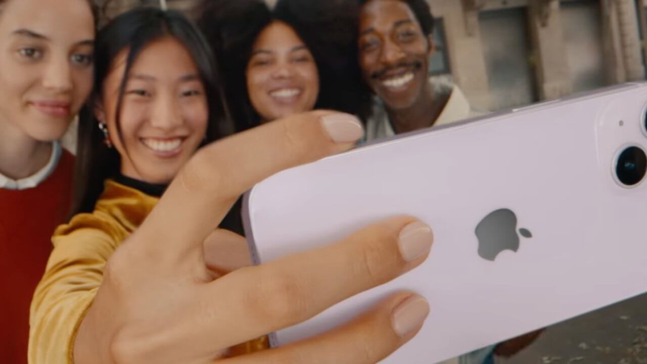 Apple убрала вокал из музыки Идриса Эльбы в рекламе iPhone 14