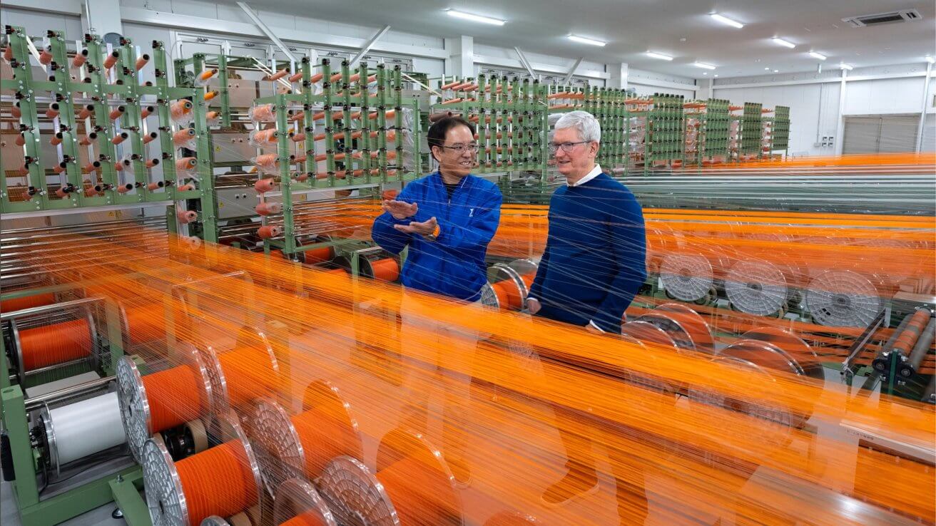 Тим Кук посетил производителя ремешков для Apple Watch Ultra и паралимпийцев на пути из Японии