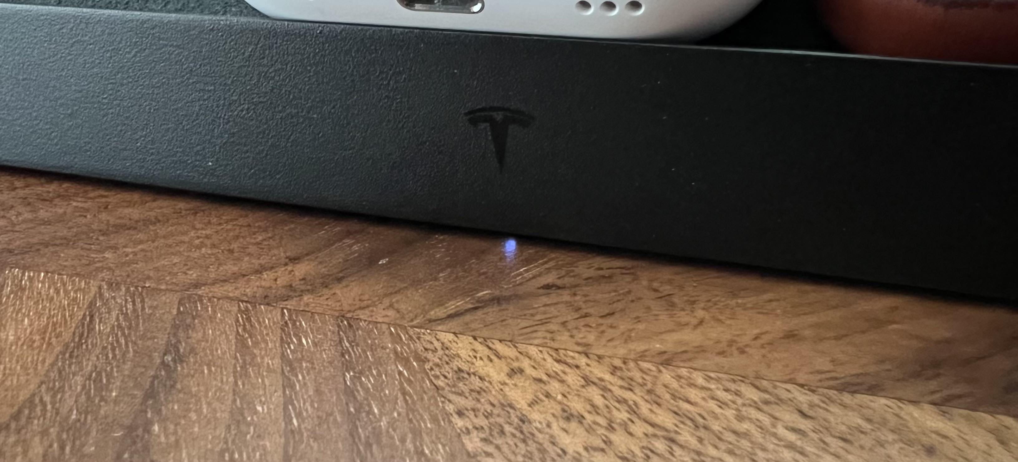 Светодиодный индикатор платформы беспроводной зарядки Tesla