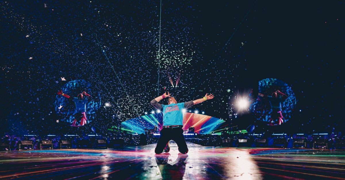 Как Coldplay работала с фанатами, чтобы сделать приложение мирового турне «Music of the Spheres» более доступным