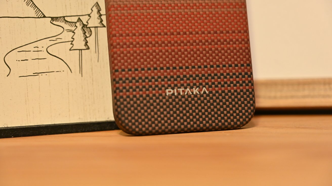 Серебряный логотип Питака