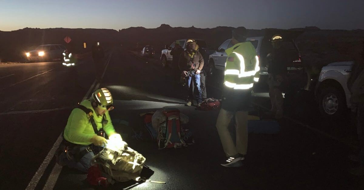 Функция экстренного вызова SOS через спутник на iPhone 14 спасает положение детей из колледжа Юты, застрявших в каньоне глубиной 500 футов.