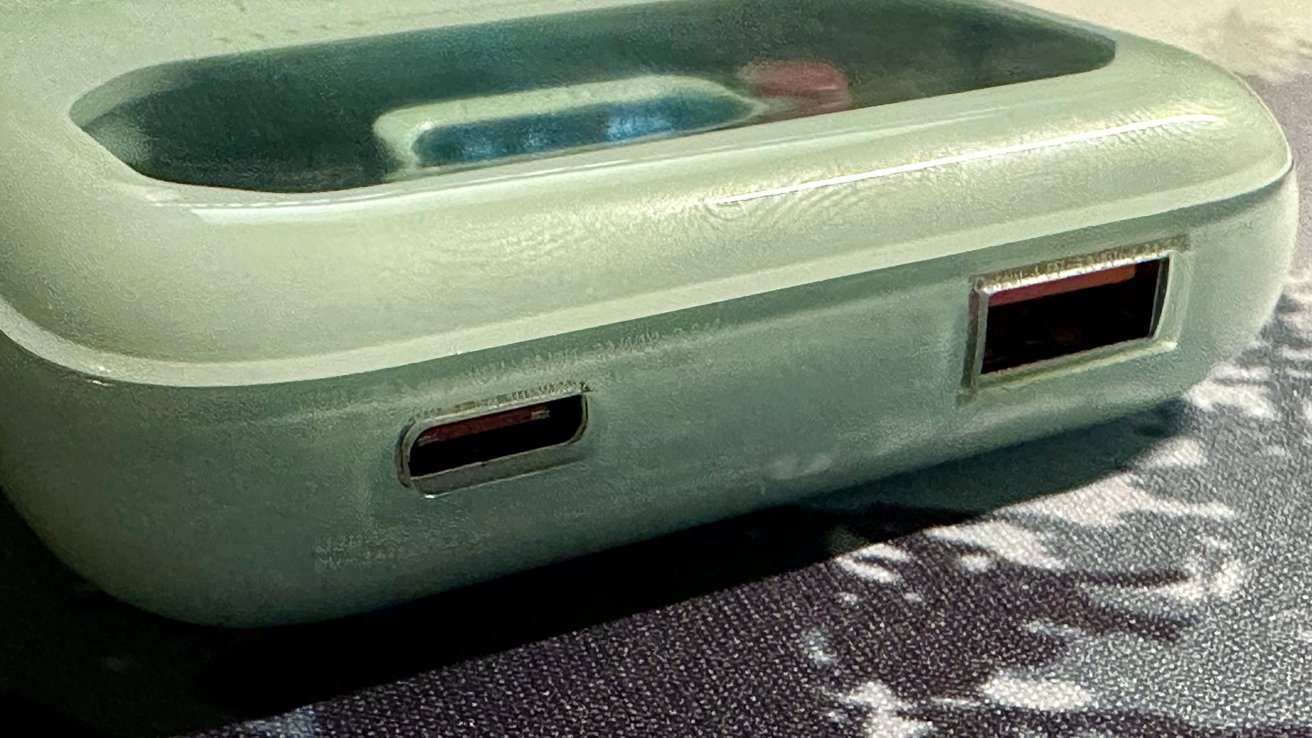 USB-порты, используемые для зарядки