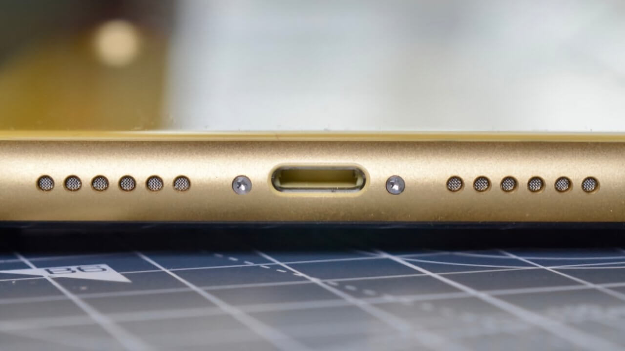 ФБР хочет, чтобы вы закрыли общедоступные USB-порты для зарядки iPhone