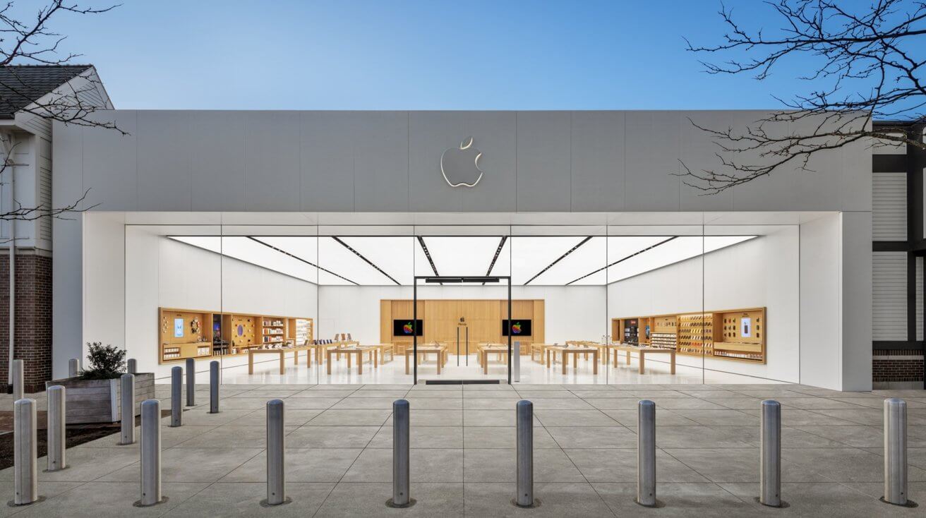 Краш-обновление Apple Store и ремонтник крадет фотографии