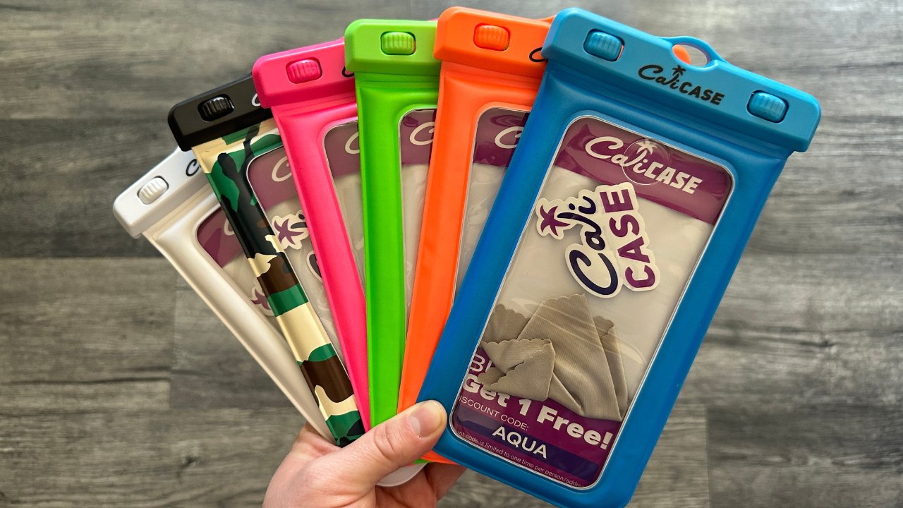 CaliCase поставляется в 15 цветах для стандартного размера и 9 для размера XL. 