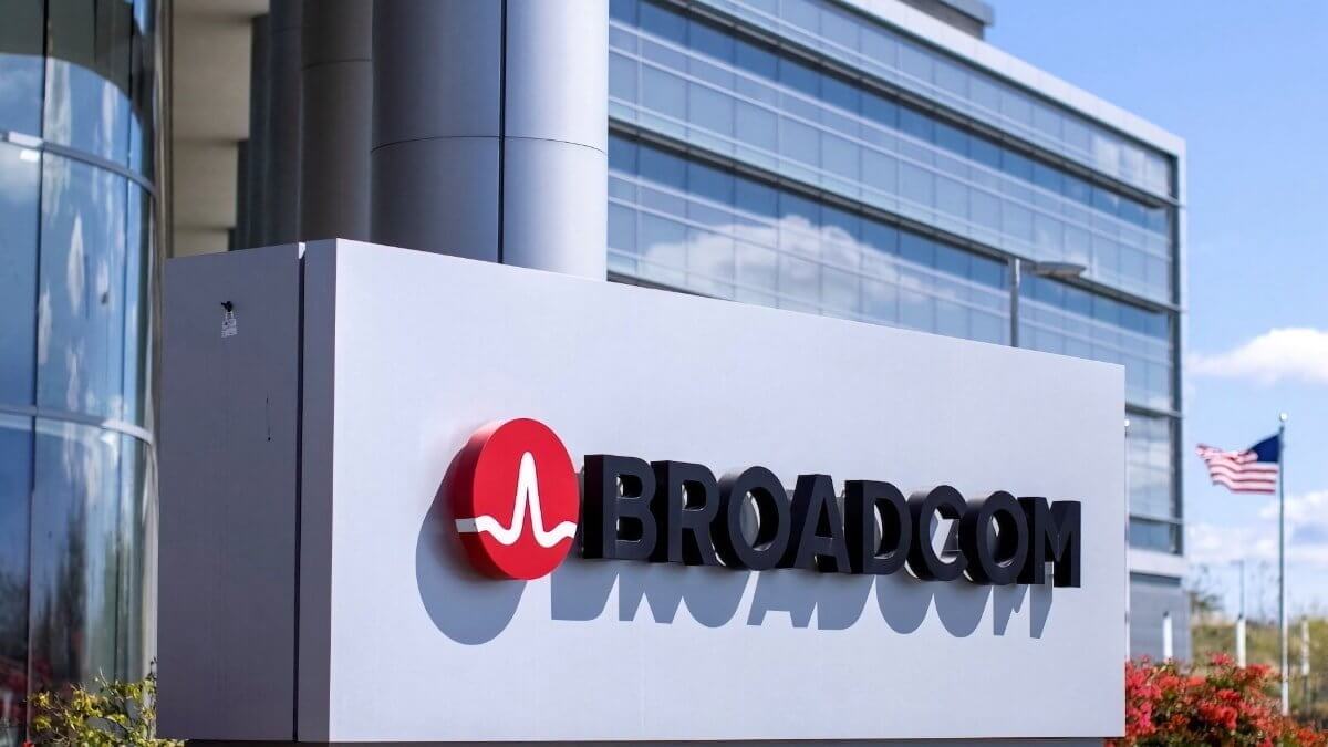 Apple заключает с Broadcom сделку по 5G на миллиард долларов