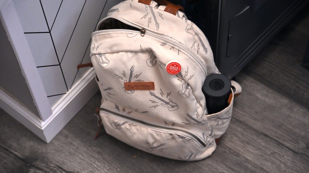 MagPod легко помещается в карманах наших рюкзаков
