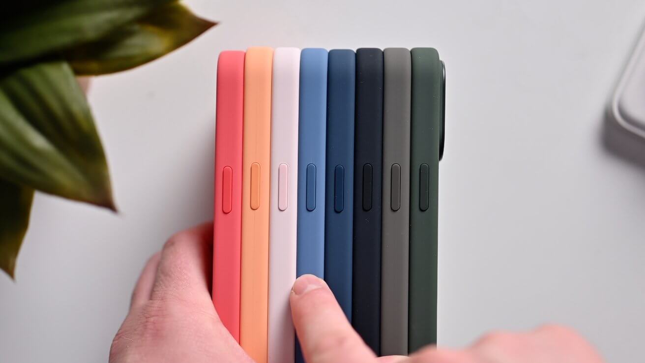 Силиконовые чехлы для iPhone 15: новые цвета, в деле