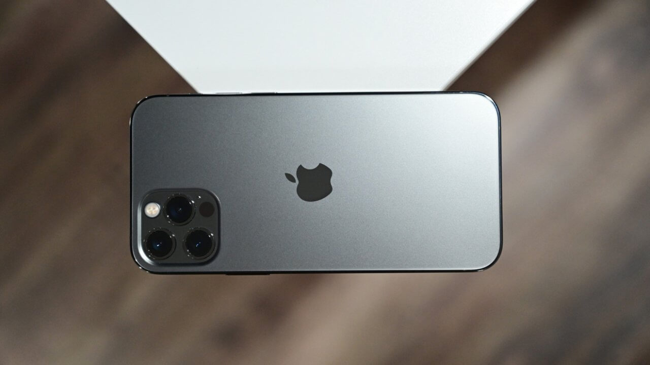 Apple отключила питание модема iPhone 12 во Франции