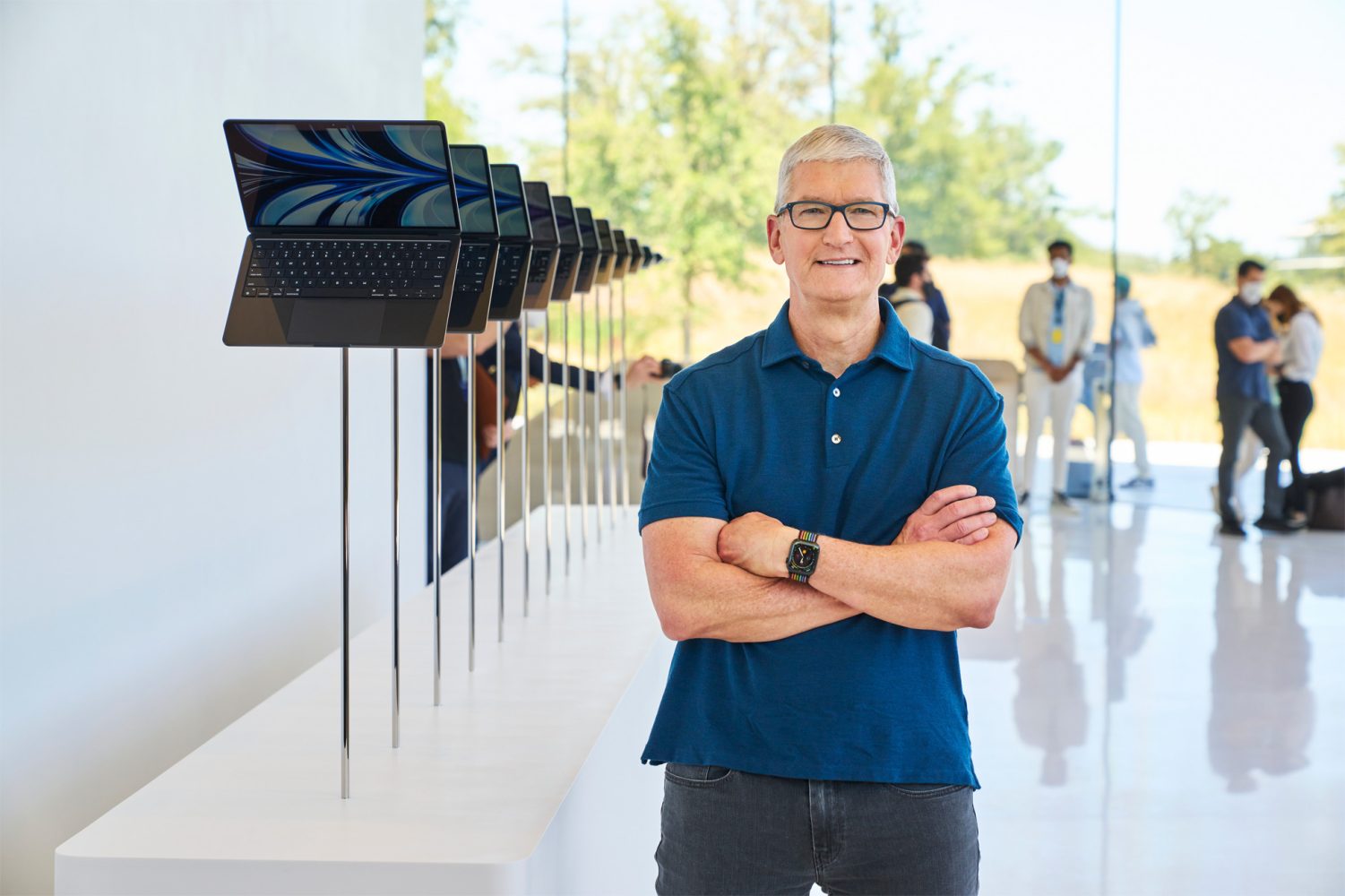 Тим Кук MacBook Air |  событие Apple