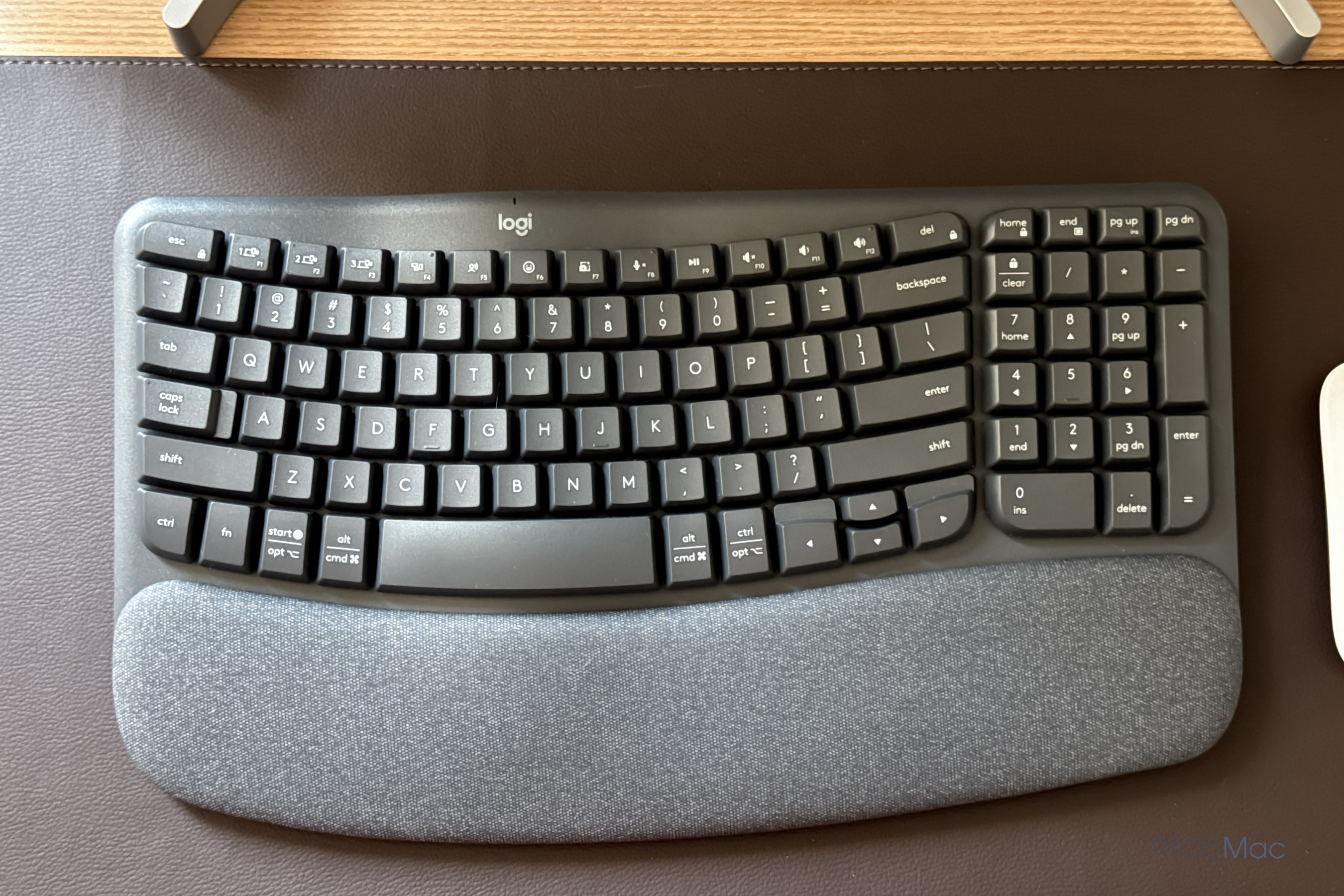 Wave Keys от Logitech — новая эргономичная клавиатура, которая отлично работает с Mac.