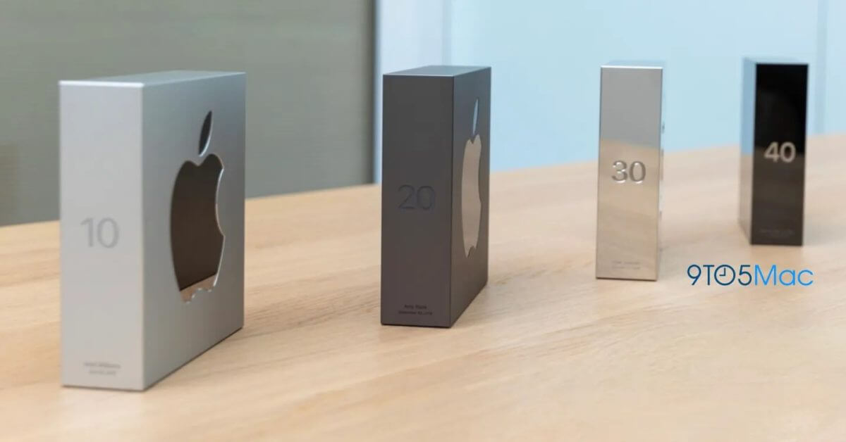 Редкую награду за 20 лет работы сотрудника Apple выставили на аукцион вместе с не бывшим в обращении оригинальным iPhone