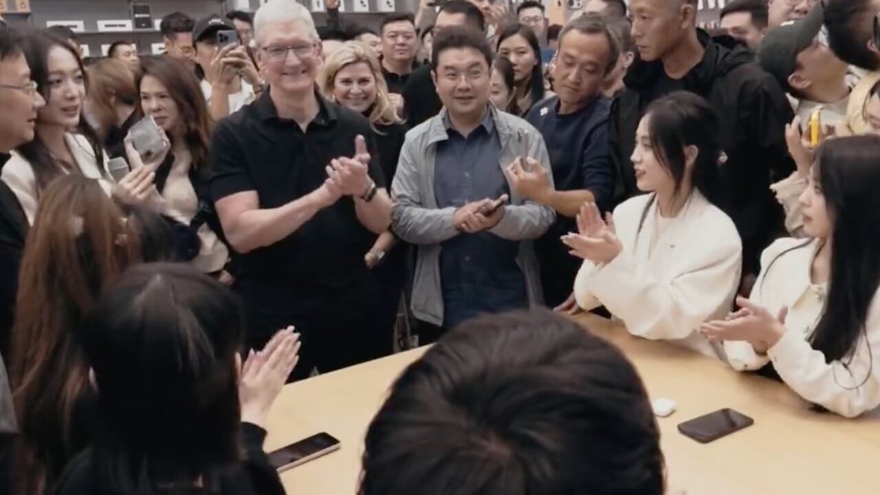 Тим Кук удивляет геймеров в магазине Apple Taikoo Li в Китае
