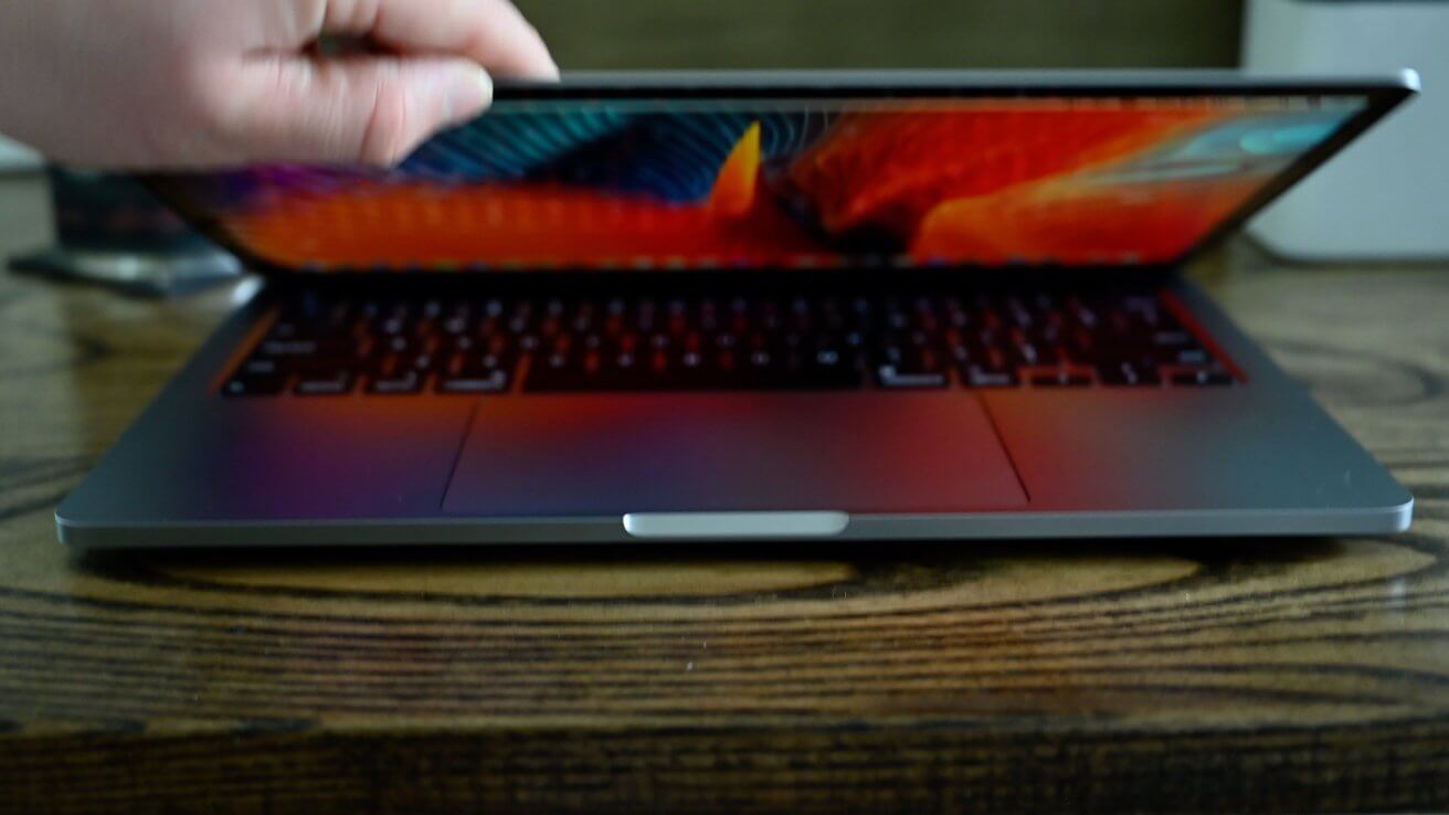 Выпуск 13-дюймового MacBook Pro от Apple снят с производства
