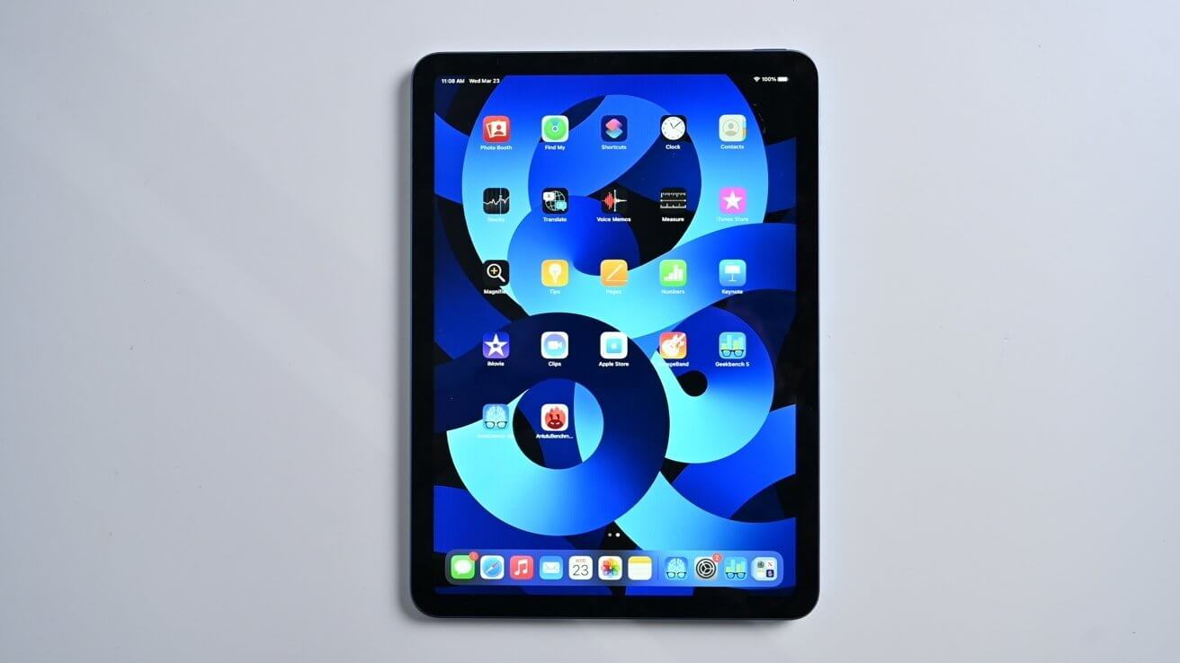 По слухам Куо, запуск 12,9-дюймового iPad состоится в начале 2024 года