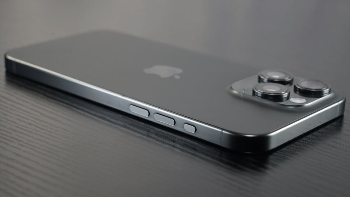 iPhone 16 большей емкости от Apple может использовать более медленную память