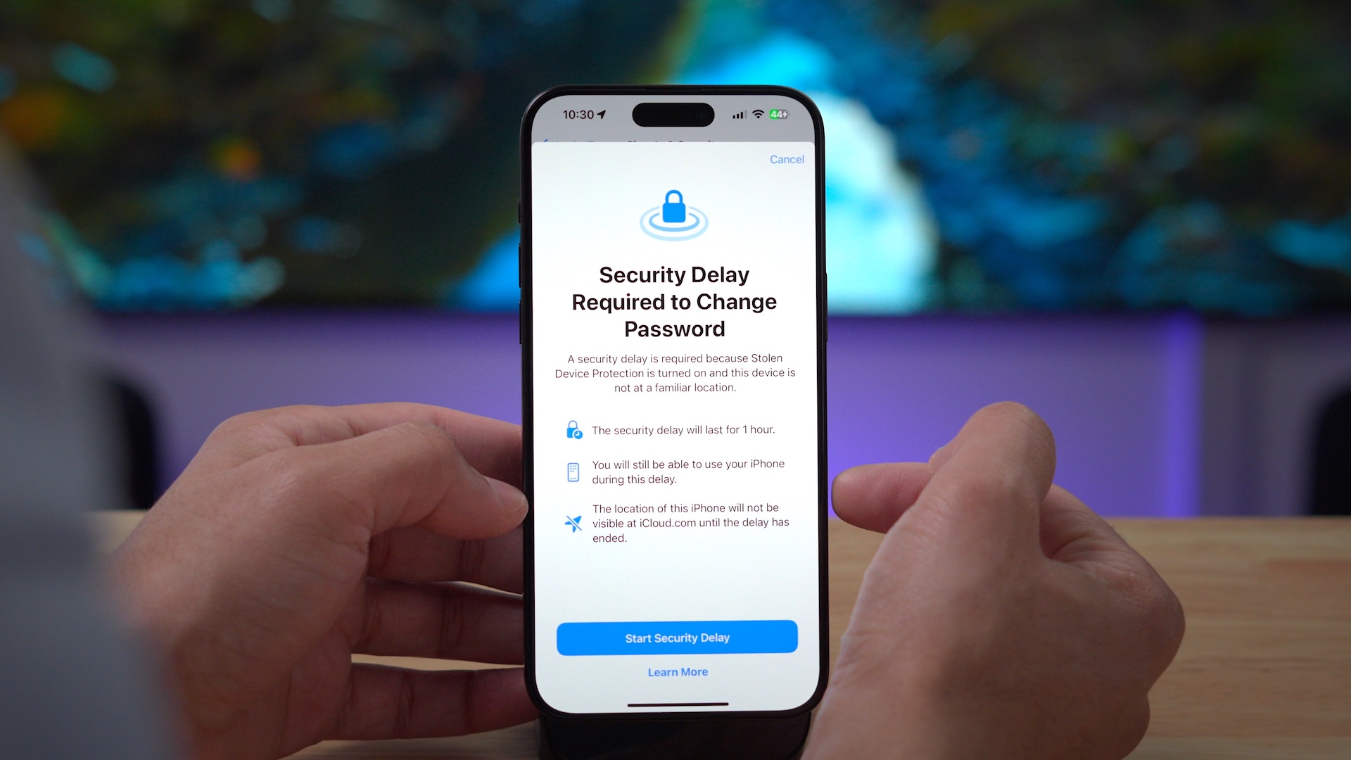 iOS 17.3 Защита от украденных устройств — всплывающее окно «Задержка безопасности»