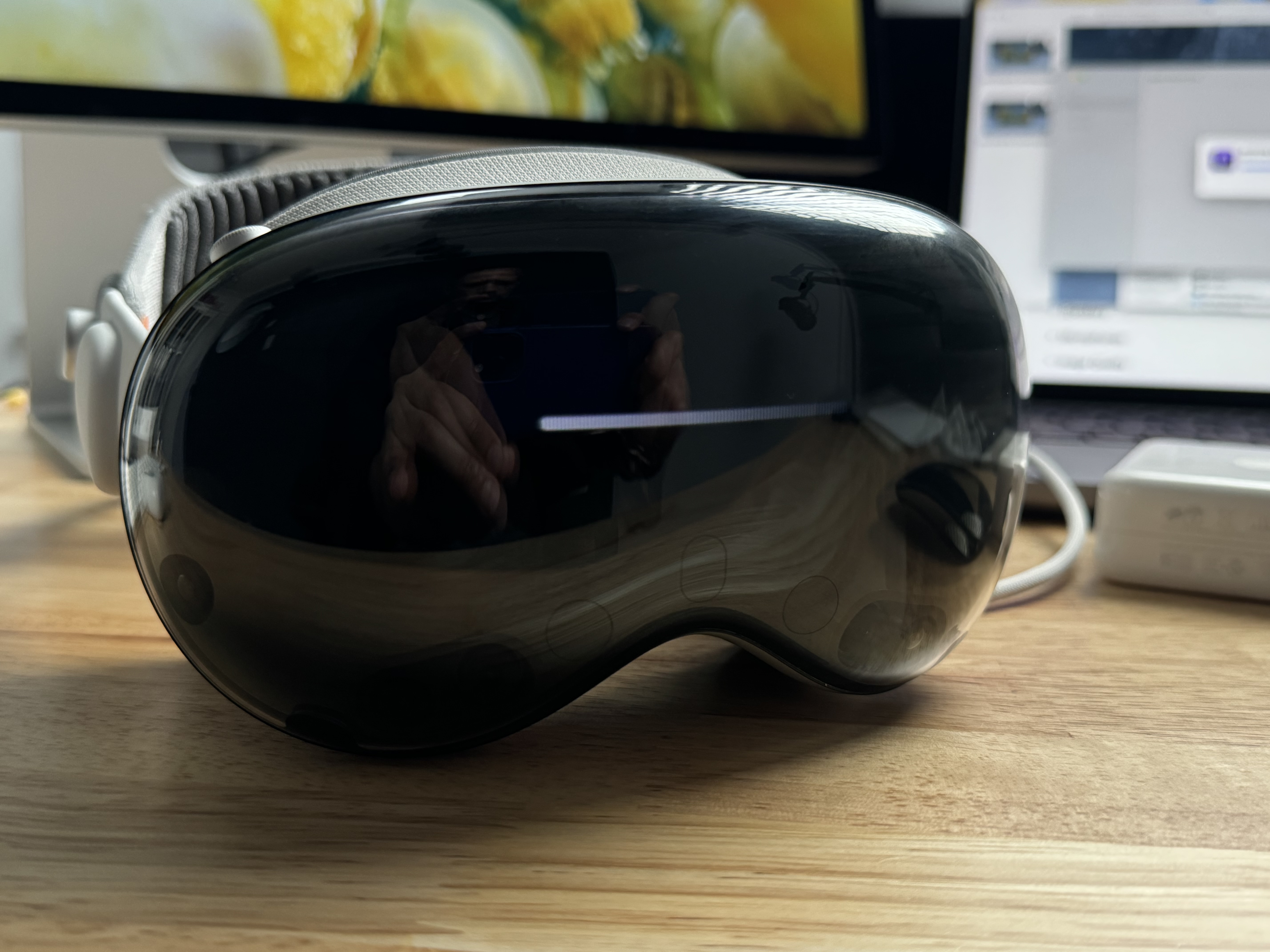Apple Vision Pro понижает версию VisionOS