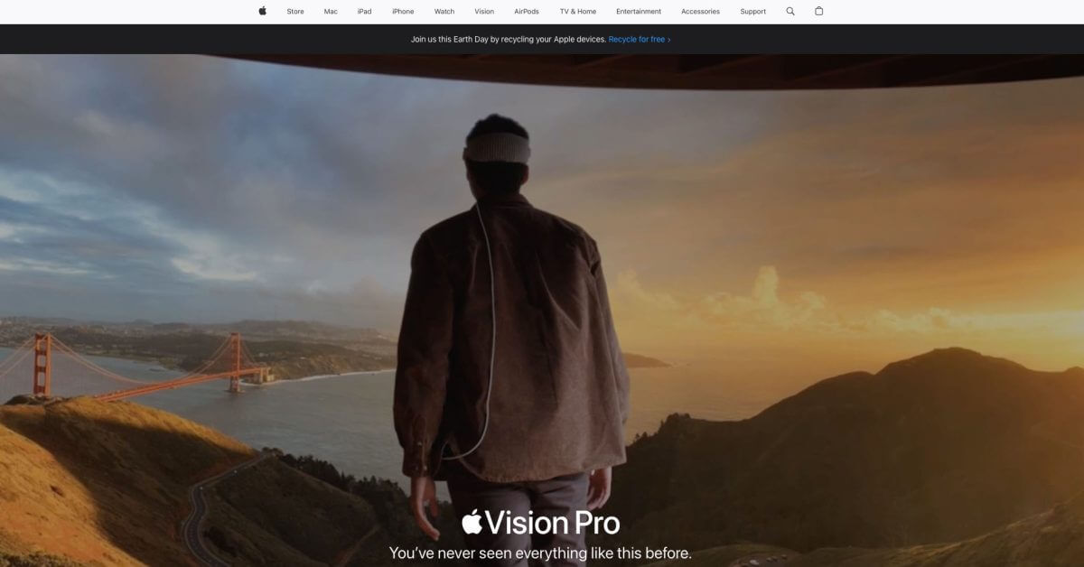 Реклама обмена Apple и переработки с помощью баннера на главной странице