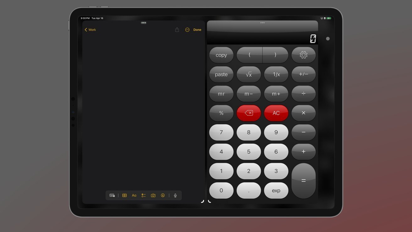 iPad с приложением калькулятора с интерфейсом в темном режиме на сером фоне.