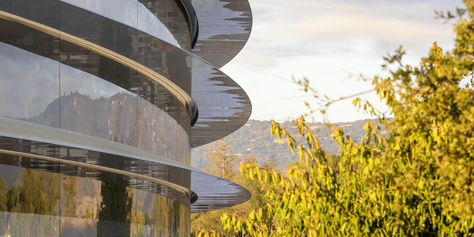 Apple находится под четвертым расследованием несоблюдения требований DMA | Кампус Эппл Парк