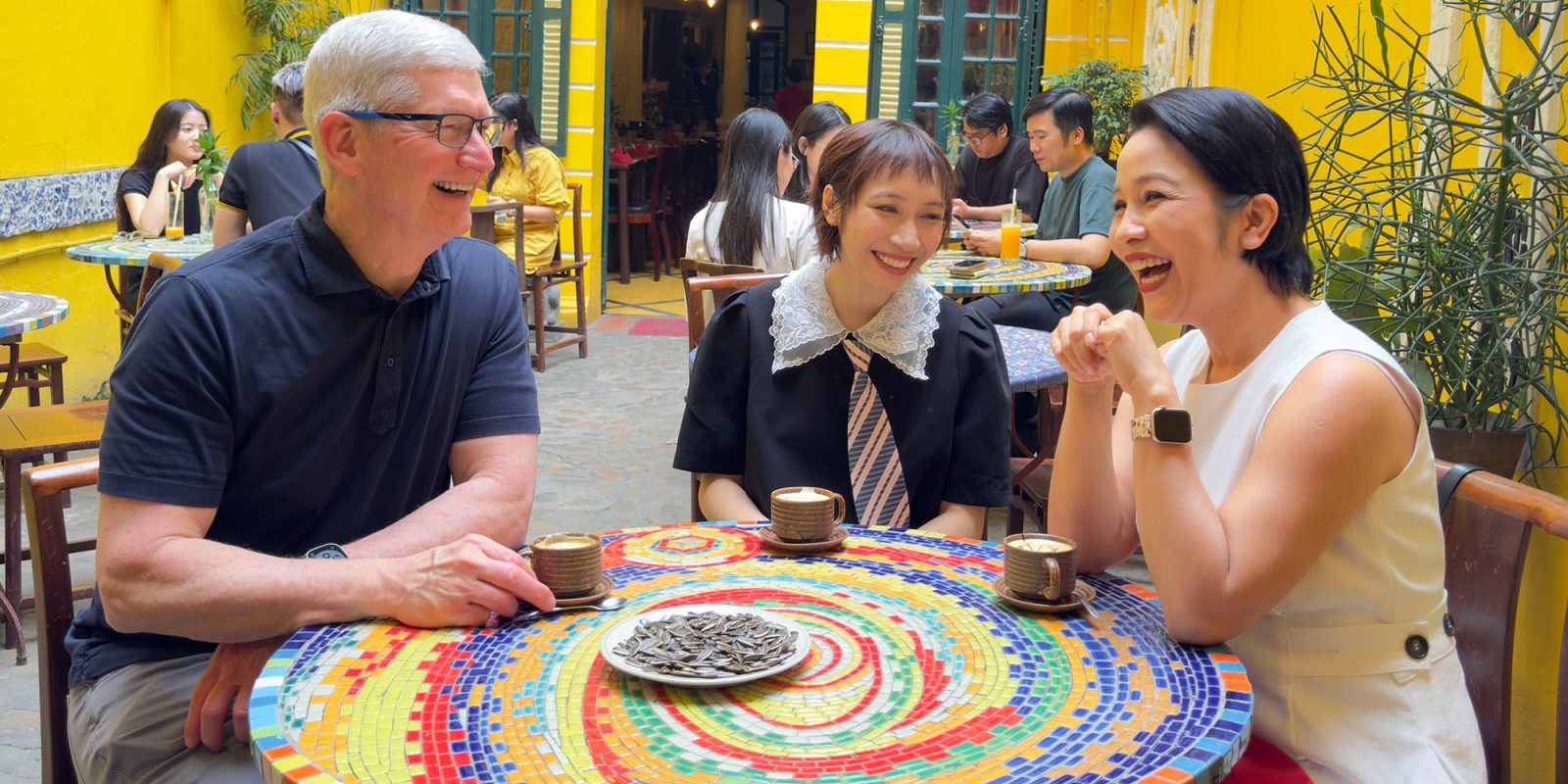 Операции Apple во Вьетнаме расширяются благодаря визиту Тима Кука